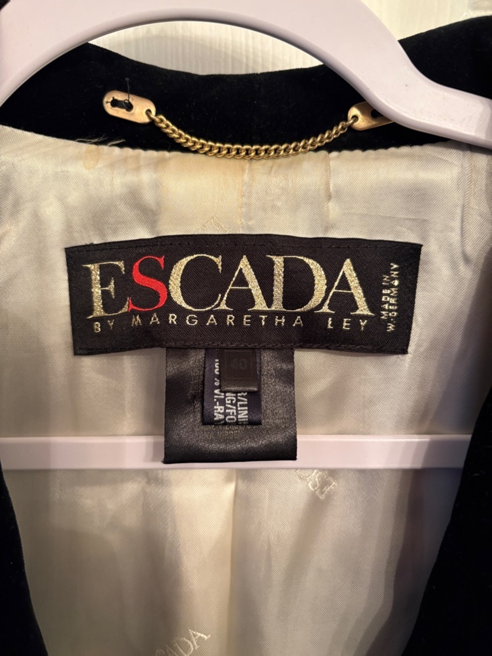 Escada Houndstooth Wool Blazer - Picture 3 of 12
